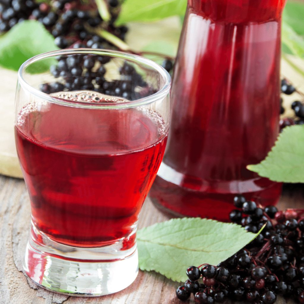 χυμός Elderberry που χρησιμοποιείται για φαρμακευτικούς σκοπούς